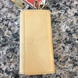 Authentic Louis Vuitton Keyholder